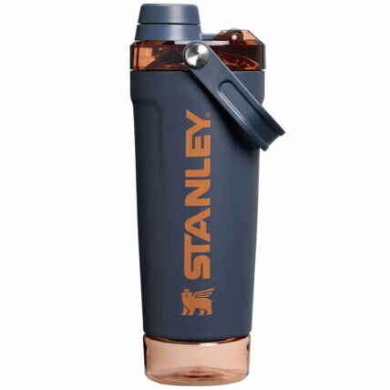 Garrafa Activate Shaker 591ml Stanley